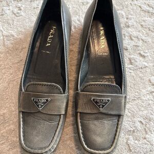 Prada Women's Elegant Gray Leather Loafers
